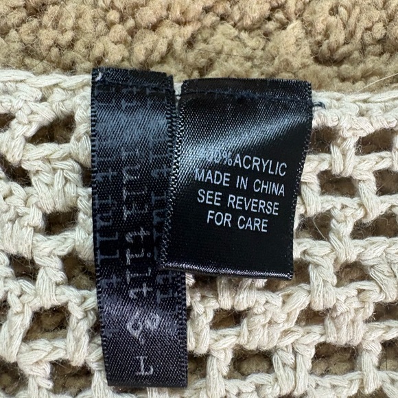 Full Tilt Beige Crochet Fringe Shawl - Picture 2 of 5